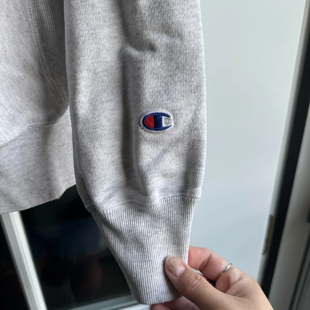 Vintage champion unisex destroyed sweatshirt - Image 2