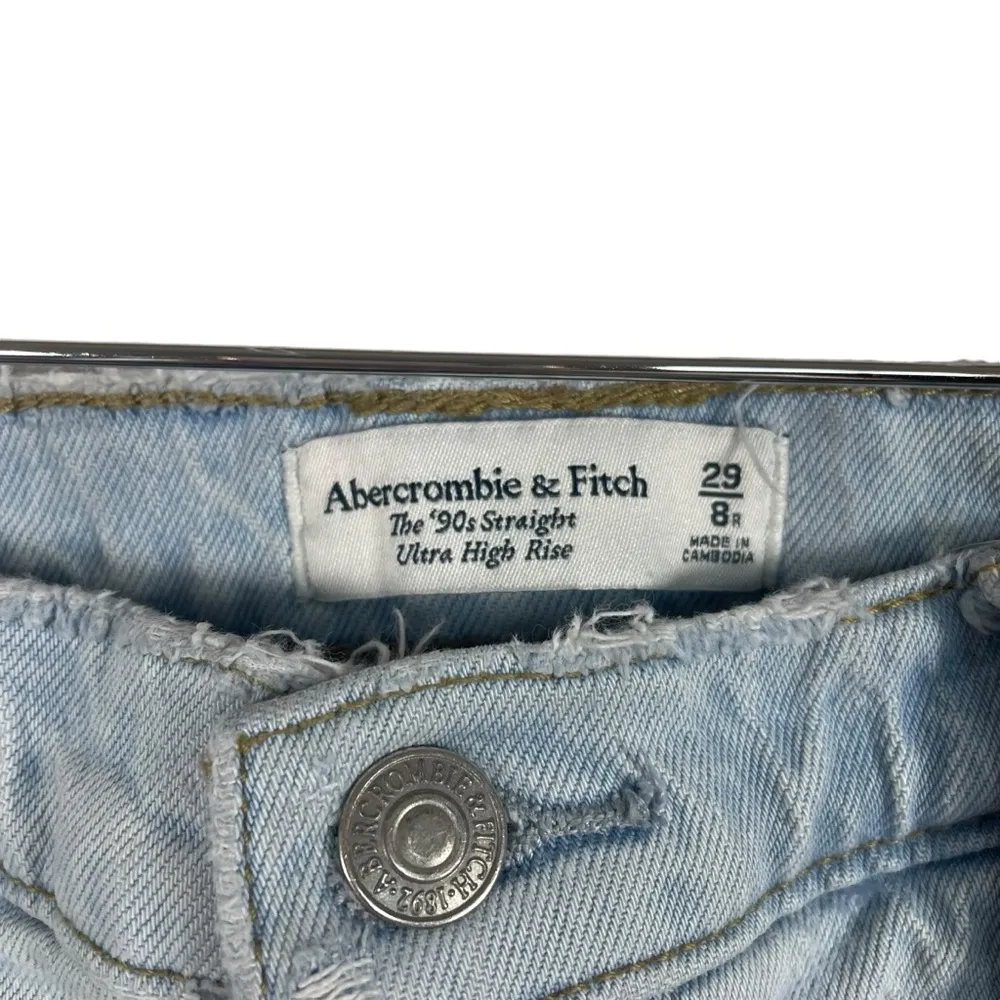 Abercrombie 90s High Rise Straight Ultra Distressed Light Wash Jeans Size 29 - Image 7