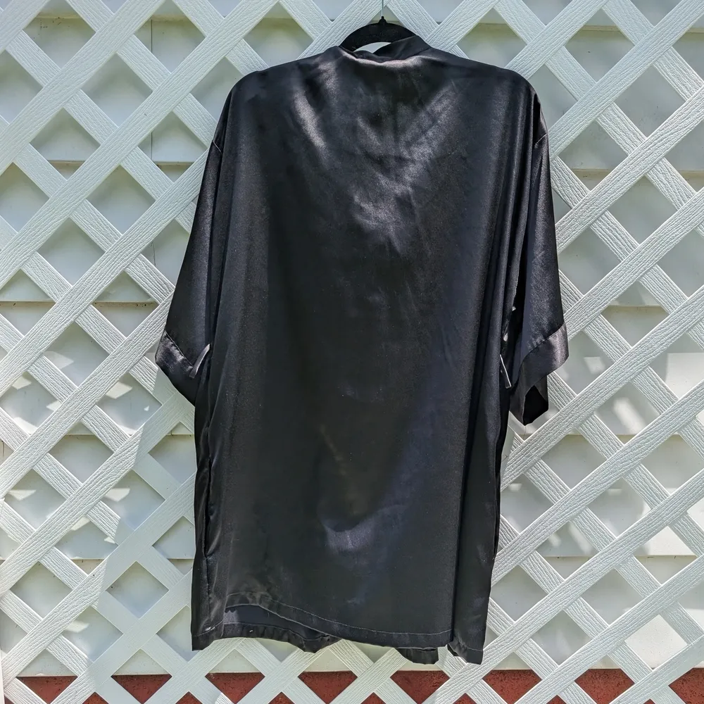 Victoria's Secret Black Satin Robe M/L - Image 2