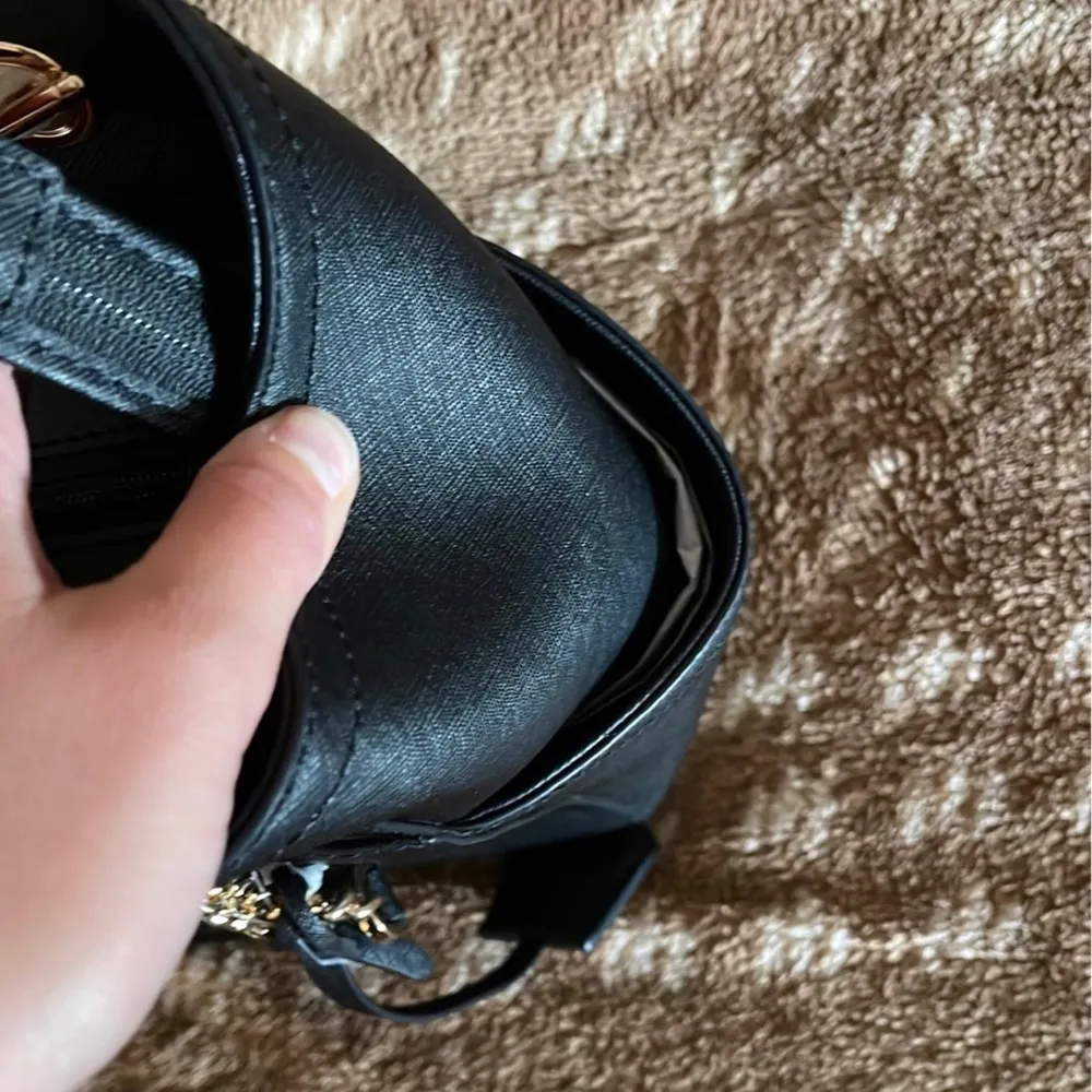 Black MK large tote—NWT - Image 5