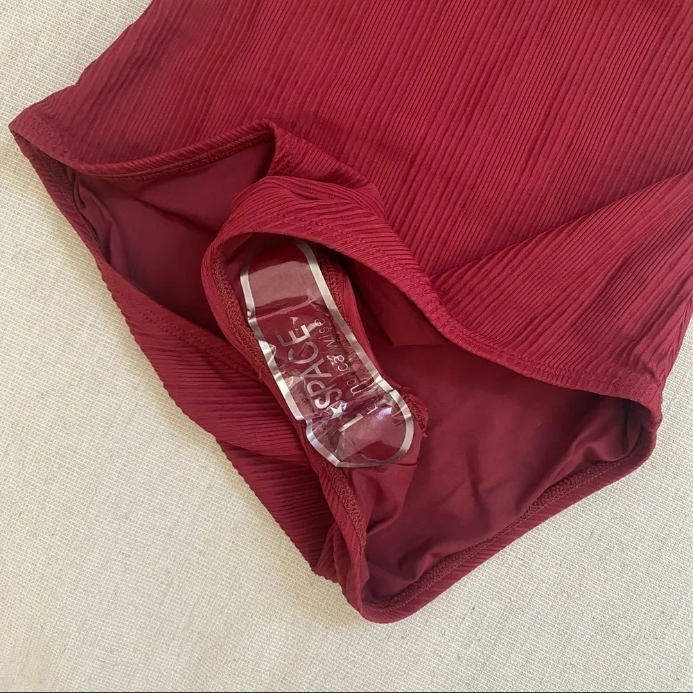 𝅺NWT L*SPACE Pointelle Rib Cha Cha OnePiece Sangria - Image 5