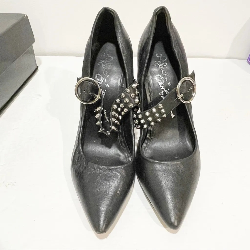 Alice‎ & Olivia Size 9 Black Leather Silver Studded Dover Moto Pump Ankle Strap - Image 3