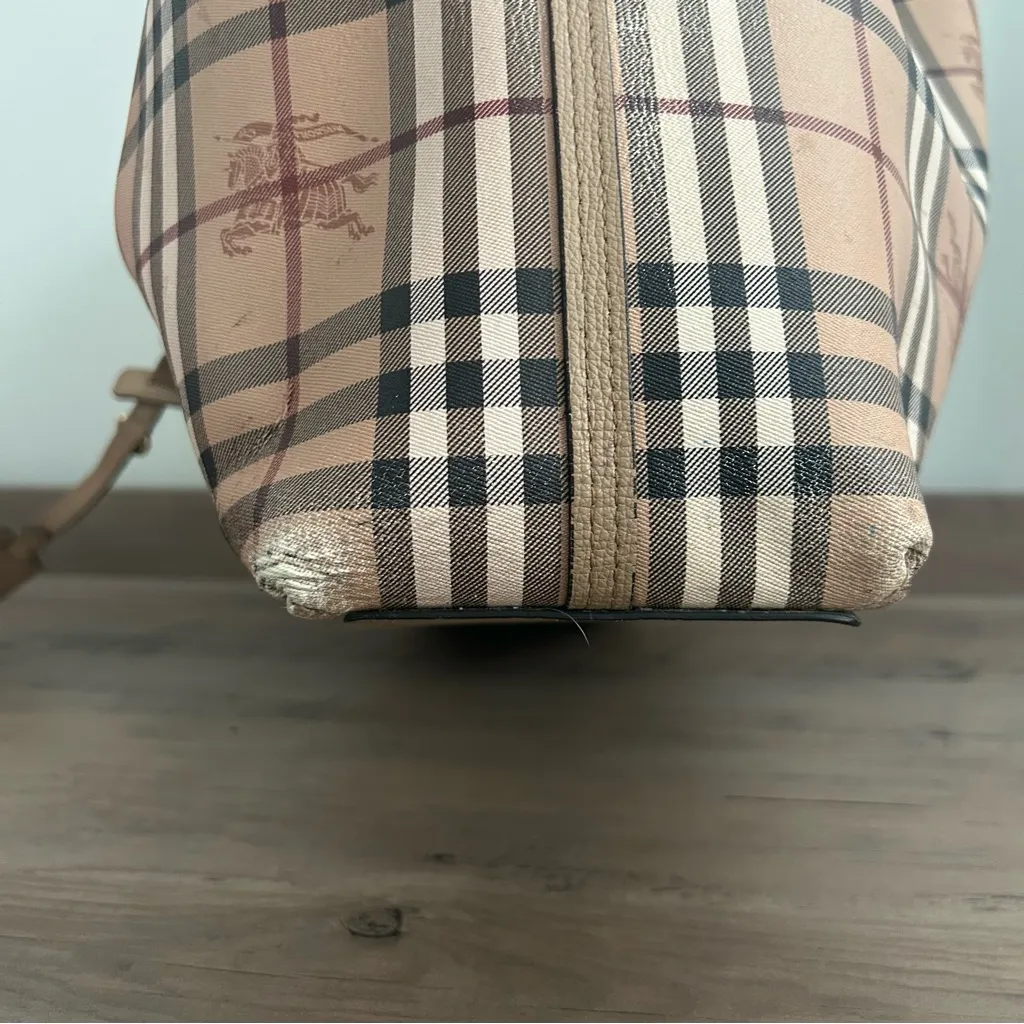 Authentic Burberry Haymarket Check Tan Leather Reversible Medium Tote Bag - Image 15