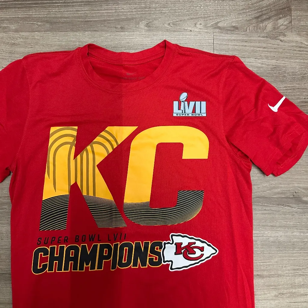 Nik KANSAS CITY CHIEFS RED 2022 SUPER BOWL LVII CHAMPION - Image 3