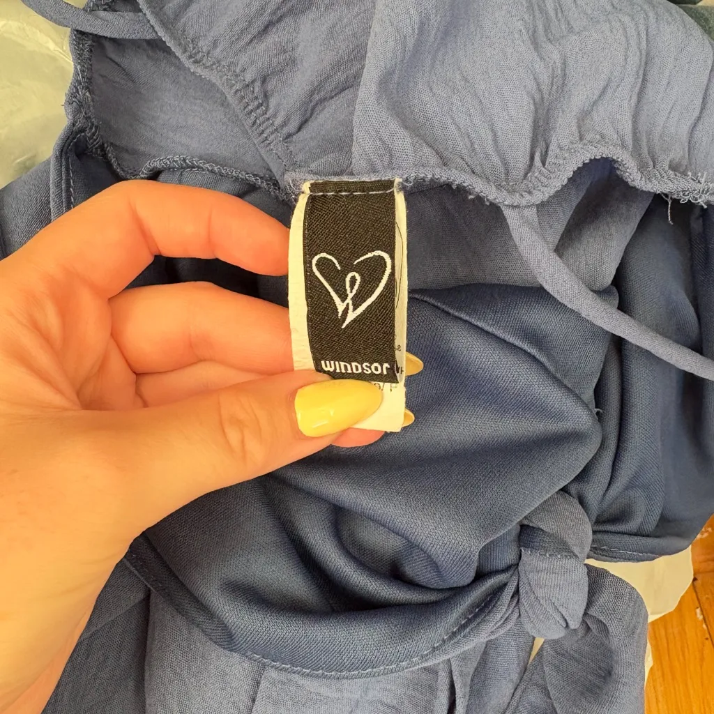 Windsor Blue Tie-Front Romper – Size Small - Image 4