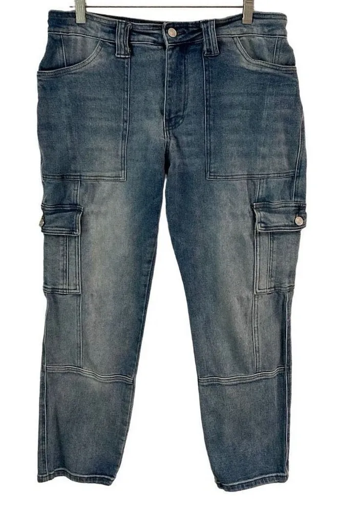 Kancan Avery Straight Leg Cargo Jeans women 9* cropped stretch medium wash denim Blue Size undefined - Image 1