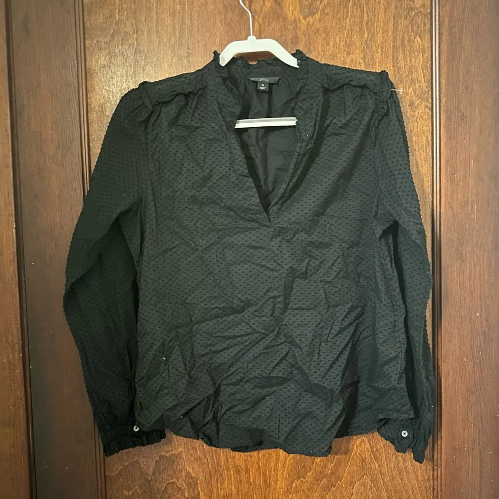 J Crew Women's Ruffle-trim V-neck popover in clip dot Item AJ033 Black Size S - Image 2