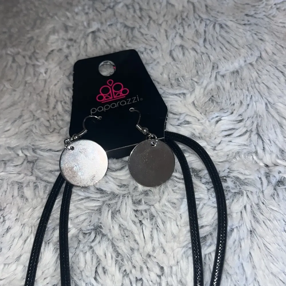 💖 Bolo Necklace and Earrings Set - Image 3