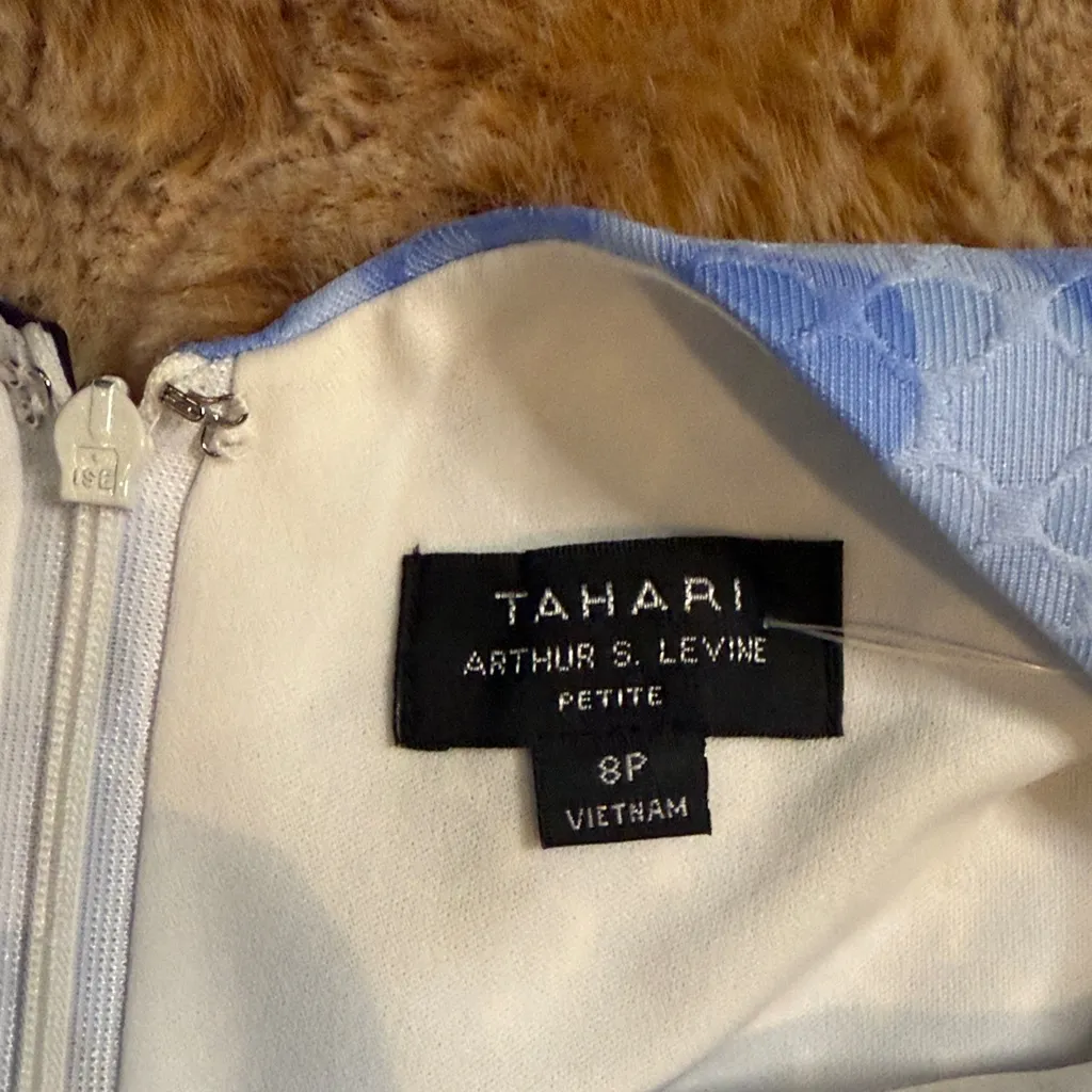 Tahari by Arthur S. Levine Elegant Blue and Black Polka Dot Dress size 8P - Image 2