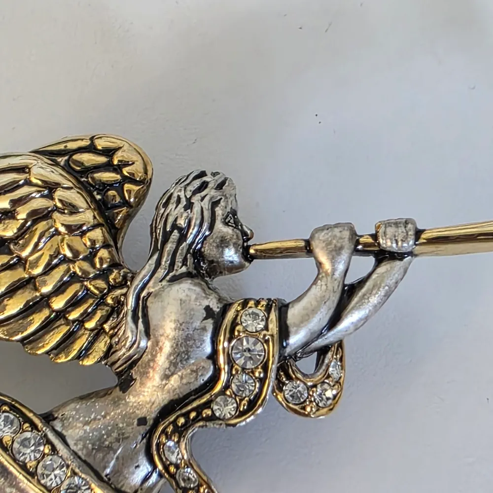 Vintage Angel Blowing Horn Brooch Pin Gold - Image 4