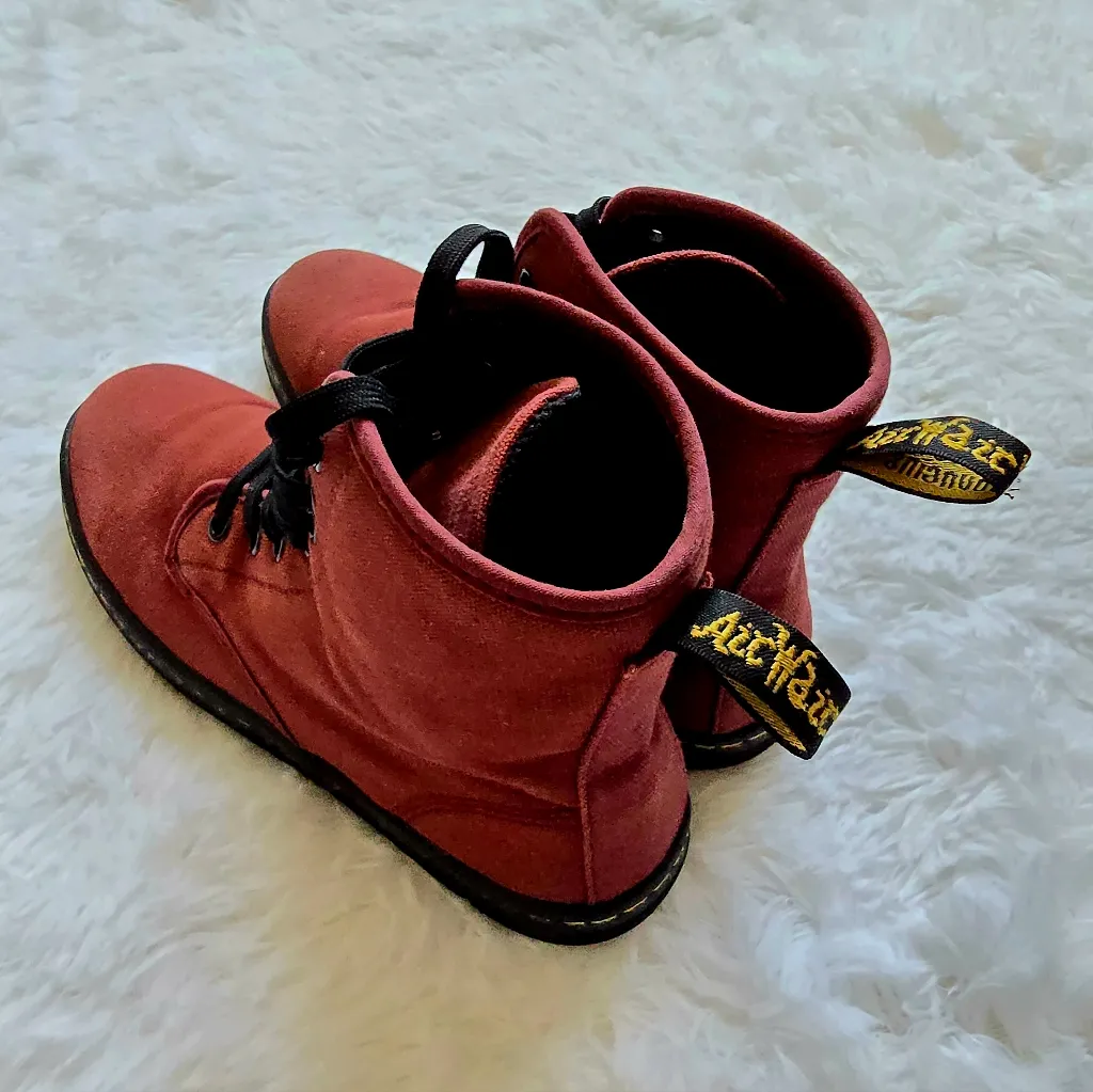 DR. MARTENS Shoreditch Canvas Boots Cherry Red 7 - Image 6