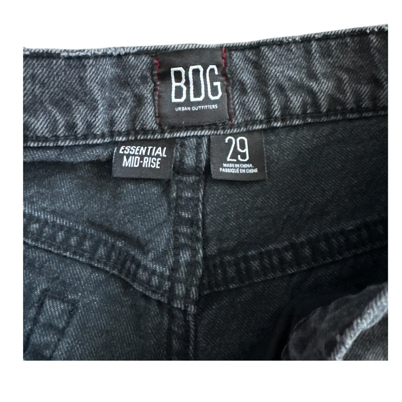 BDG  Essential‎ Mid-Rise Distressed Cutoff Jean Shorts in Faded Black Size 29 - Image 5
