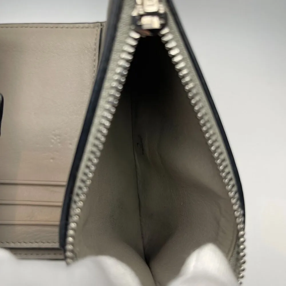 Loewe Vertical Tri-Fold Wallet in Soft Grained Calfskin - Preowned - Image 9