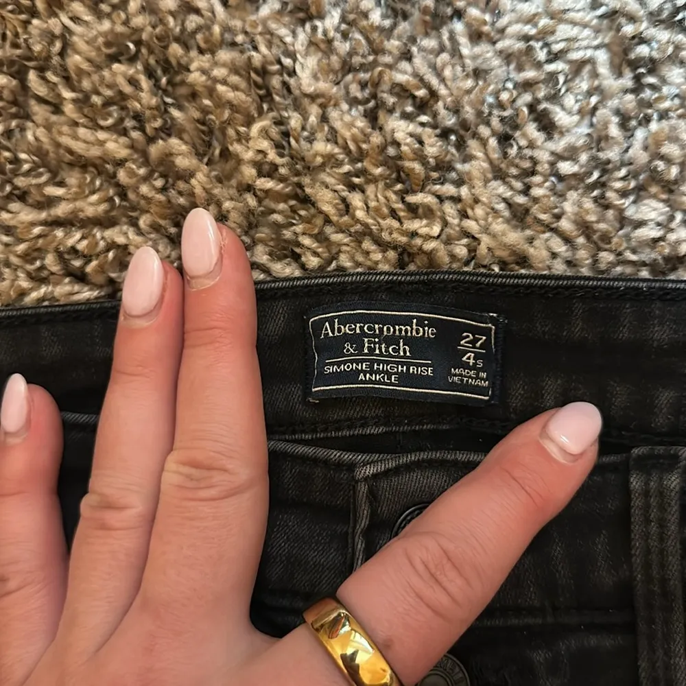 Abercrombie & Fitch Simone High Rise Ankle Jeans 27 - Image 7