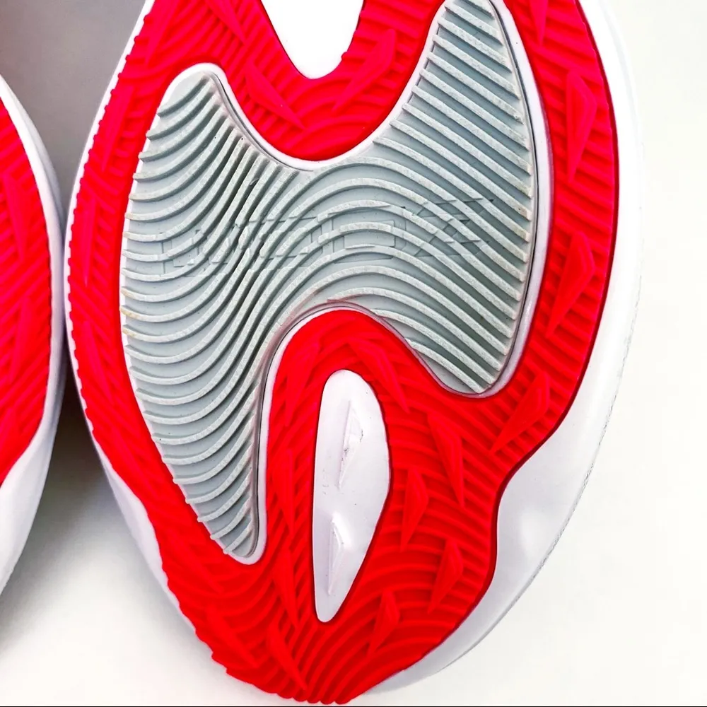 Nike Zoom Gravity Running Sneakers Womens Size 9.5 Shoes Gray Red Sporty Workout - Image 11