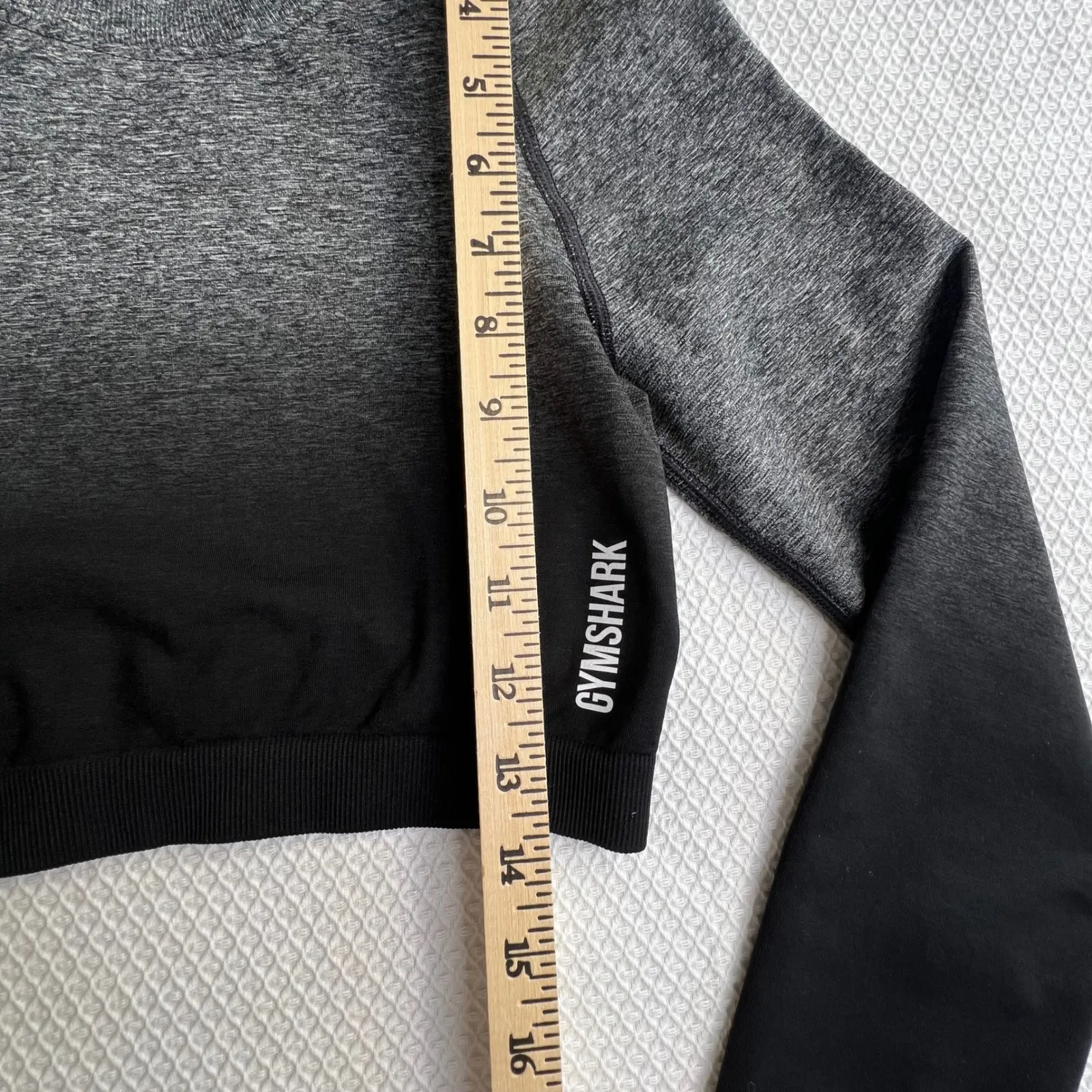 Gymshark Ombre Seamless Long‎ Sleeve Crop Top Workout Athletic Fit Women Size M - Image 4