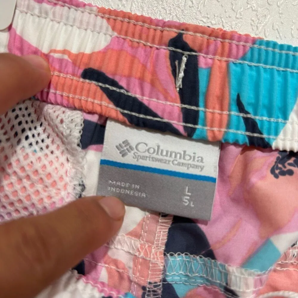 Columbia Women’s Sandy River II Printed Shorts Large 5” Inseam Floral - Image 3