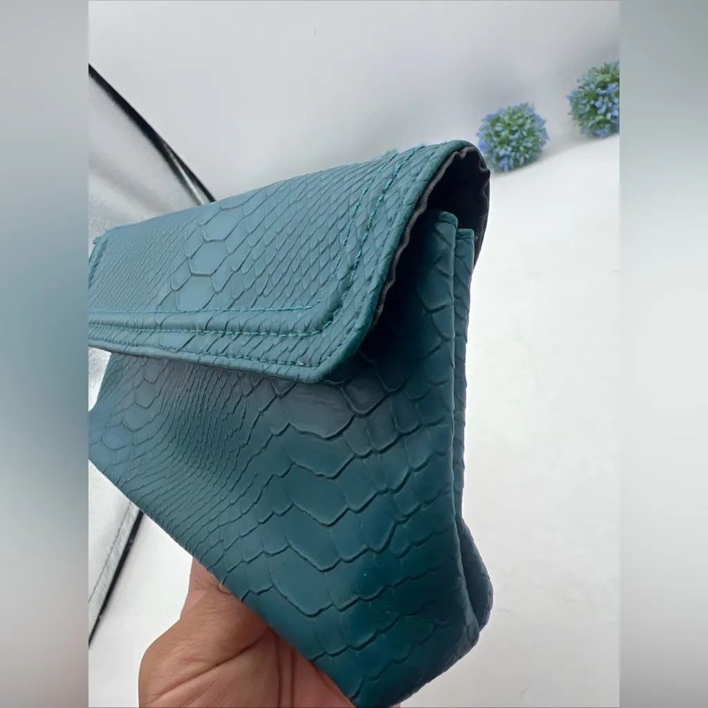 Vintage Merle Norman Cosmetic Bag Turquoise Faux Snake Skin Vegan Blue - Image 5