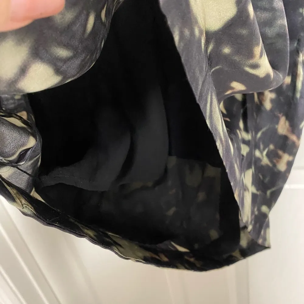 Theory 100% Silk Strapless Dress Size 4 - Image 6