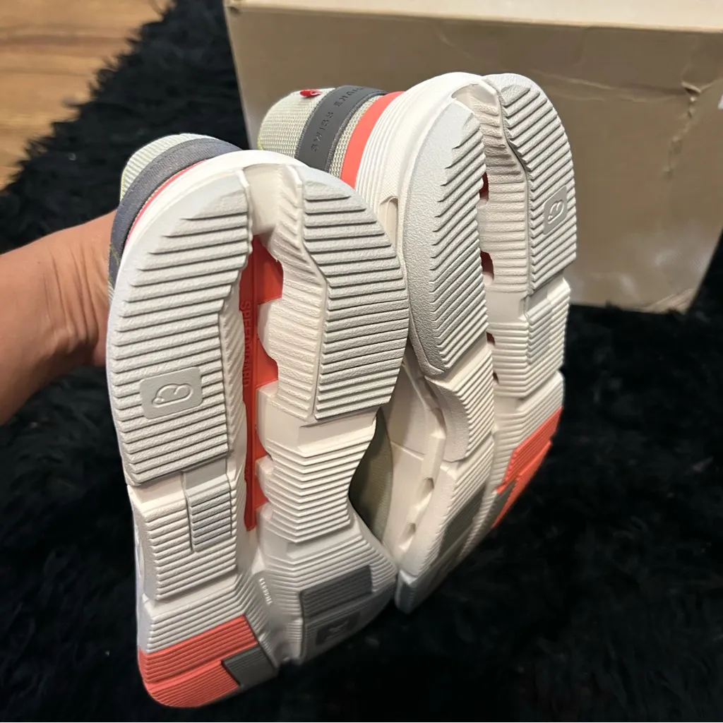 ON CLOUDNOVA green running athletic training lace up shoes sneakers sz 8.5 new - Image 5