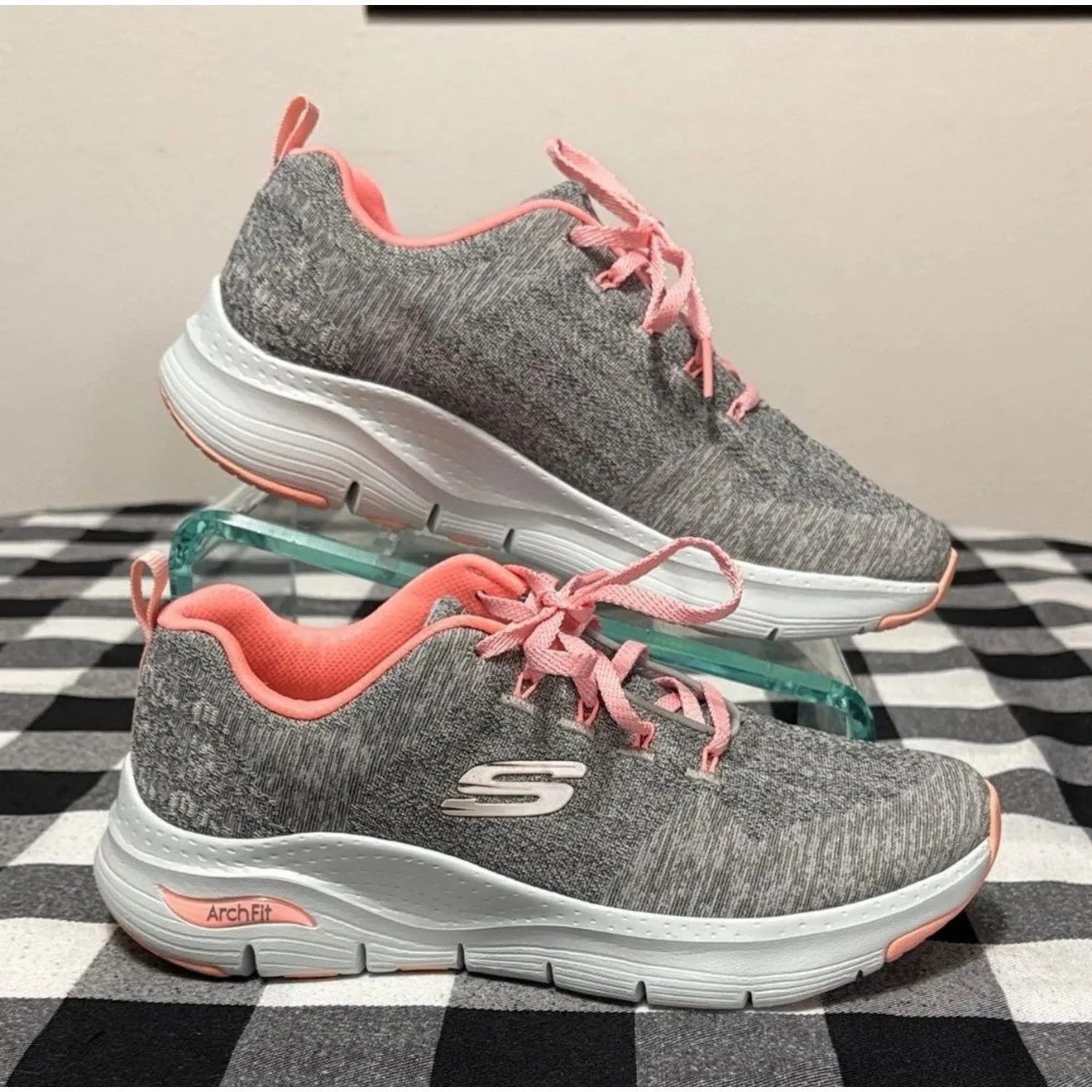 Skechers Arch Fit Comfy Wave Women's 8 Wide Shoe Sneakers Gray Pink Arch Support - Image 6