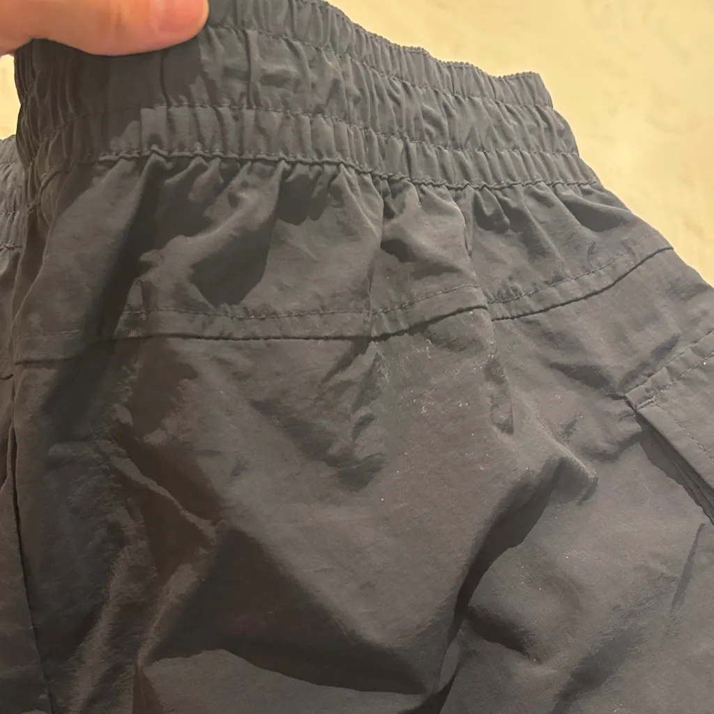 Old Navy Navy Cargo Parachute Shorts - Image 5