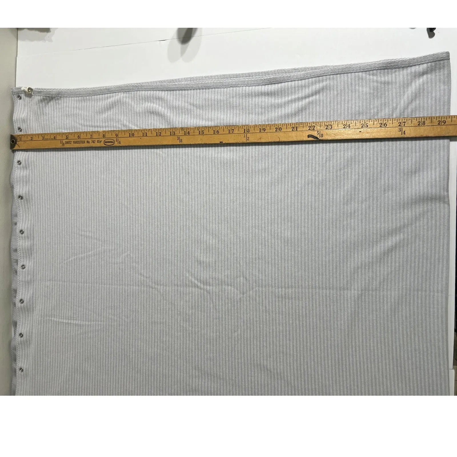 Lululemon  Vinyasa Scarf Grey Striped Convertible Wrap Scarf Snap Closure - Image 14