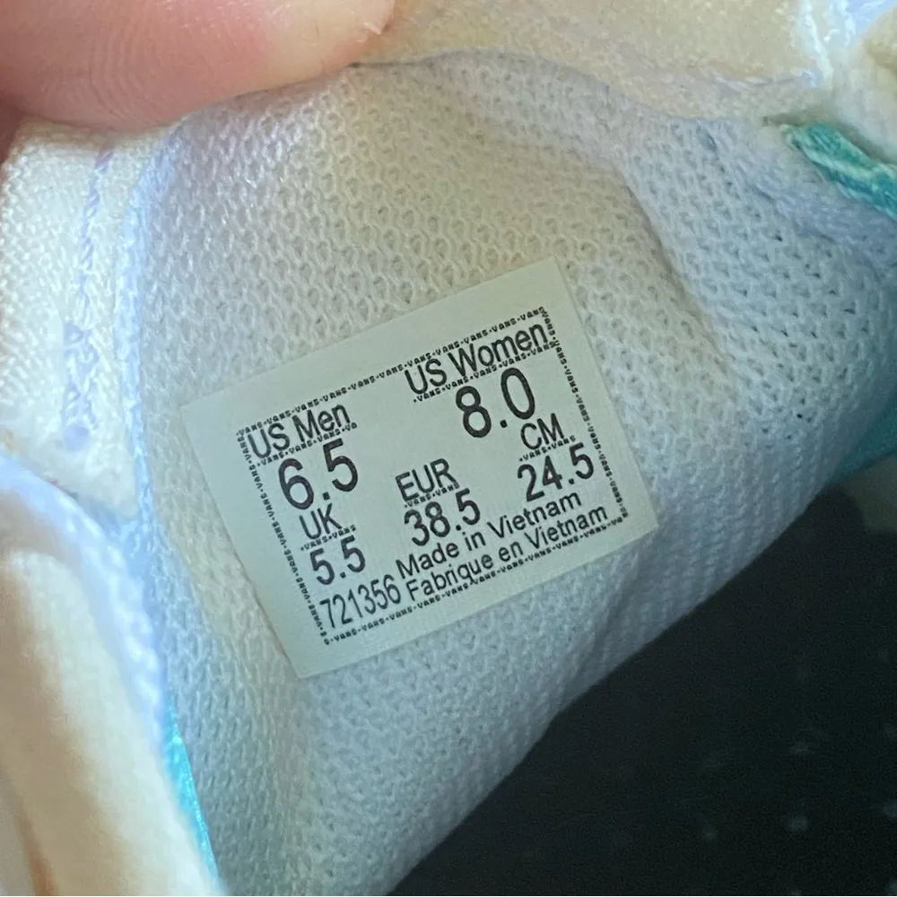 • vans unisex comfycush shoes in checkerboard • - Image 6