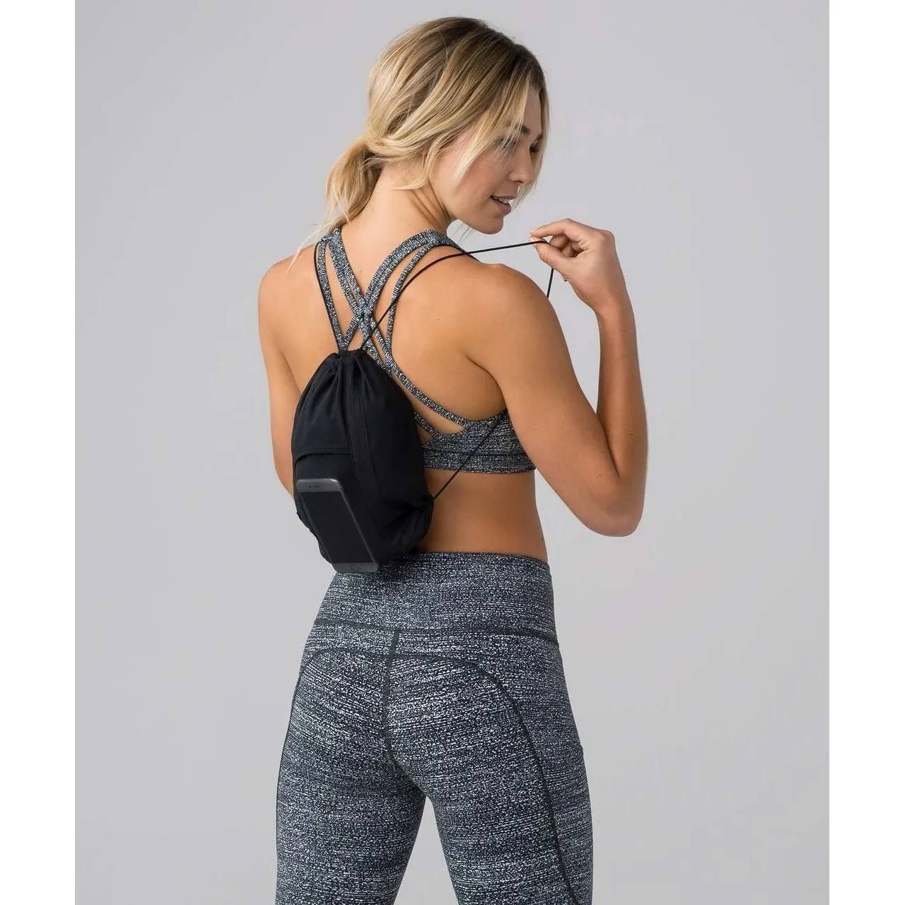 Lululemon Pack Light 1/2 Zip Pullover Black - Image 3