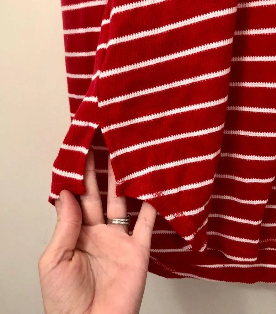 ⭐️Red & White Striped Pajama Shirt Size M - Image 5