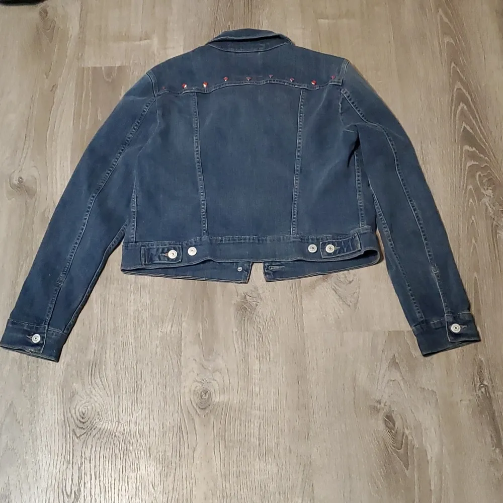 Levi's Embellished Cropped Denim Jacket L - Image 4
