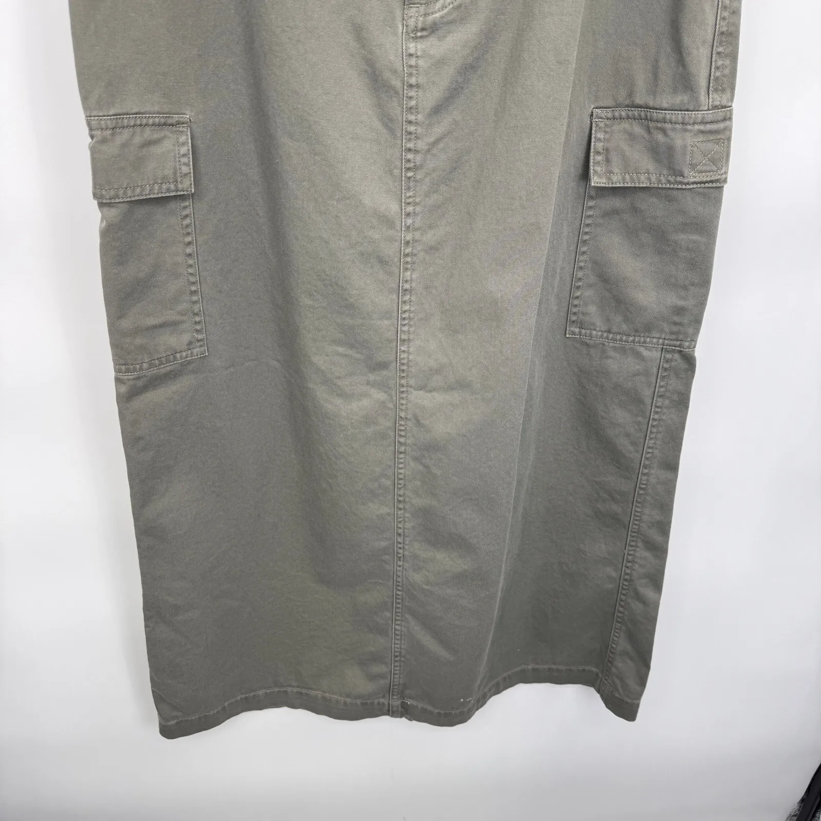Vintage Y2K Maurices Cargo Skirt Midi Utility Pockets Casual Khaki Green‎ Size 4 - Image 3