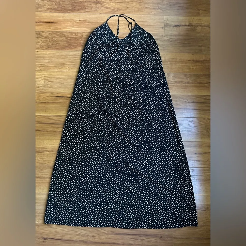 Old Navy Medium Black and White Patterned Dress - Image 6