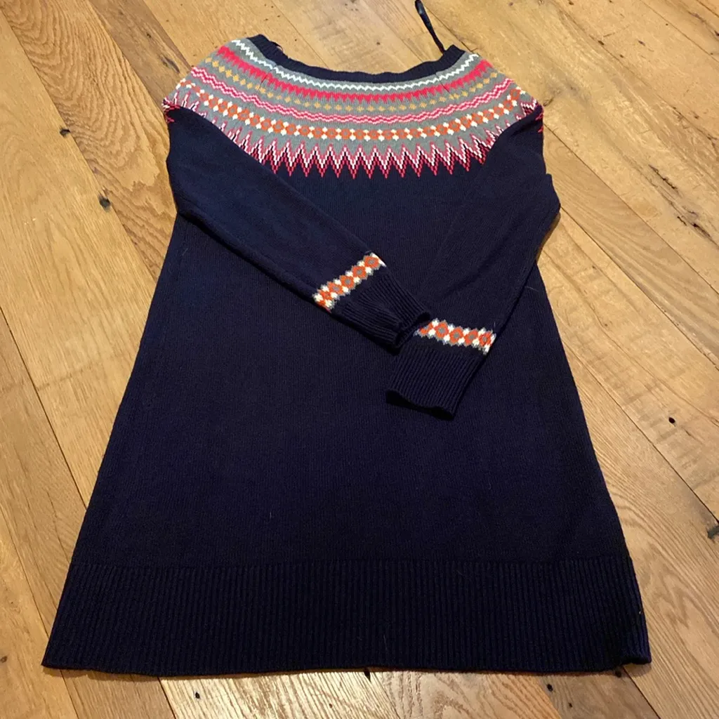 Eliza J Knit Sweater Dress Navy Blue
Fair Isle Size Medium - Image 10