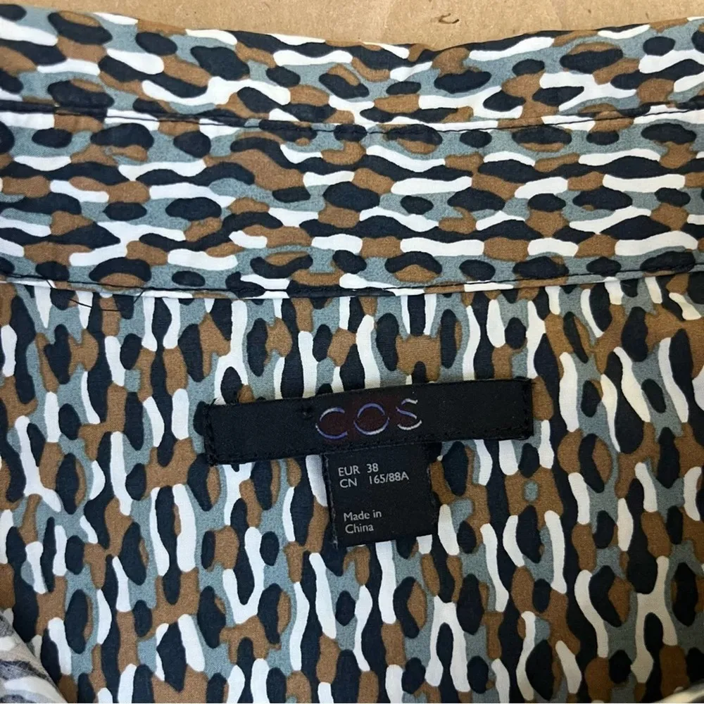 COS Blurred Dot Button Down Shirt - Image 6