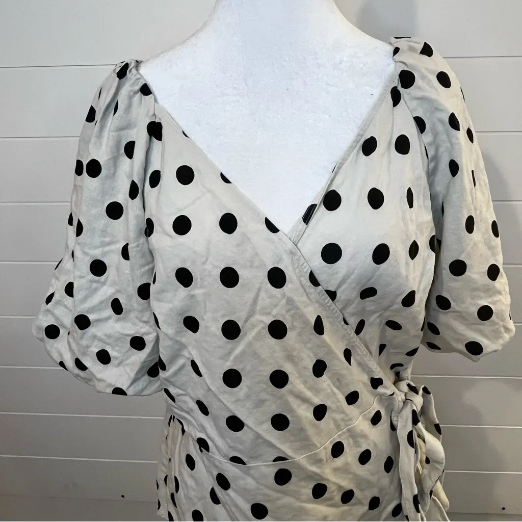GAP Cream and Black Wrap Polka Dot Blouse Linen Blend - Image 3