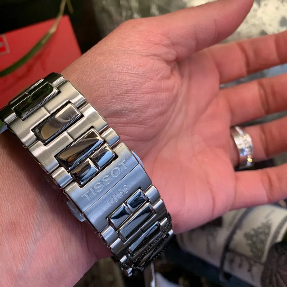 Auth.TISSOT T02 31mm stainless steel mother of Pearl watch Silver - Image 2