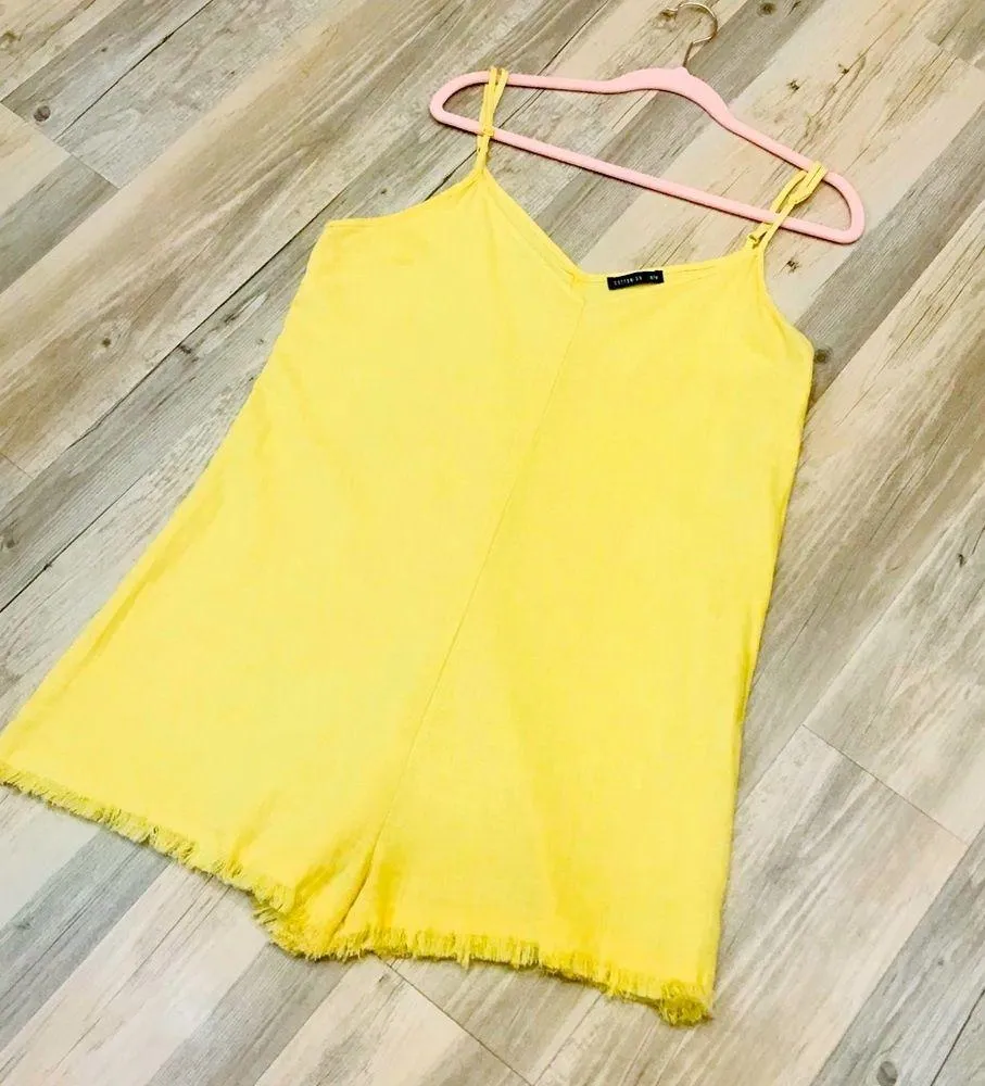 Boutique Cotton:on yellow Romper sz Med - Image 3