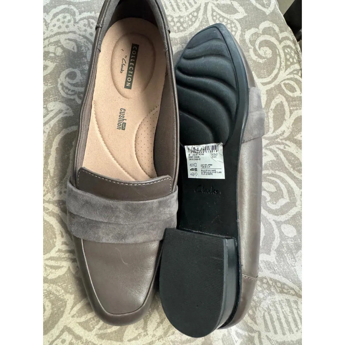 Womens Clarks shoes 9M - Image 3