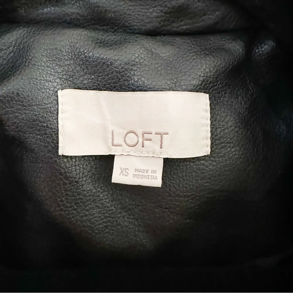 Loft Pebbled Vegan Faux Leather Moto Jacket Black sz XS - Image 14