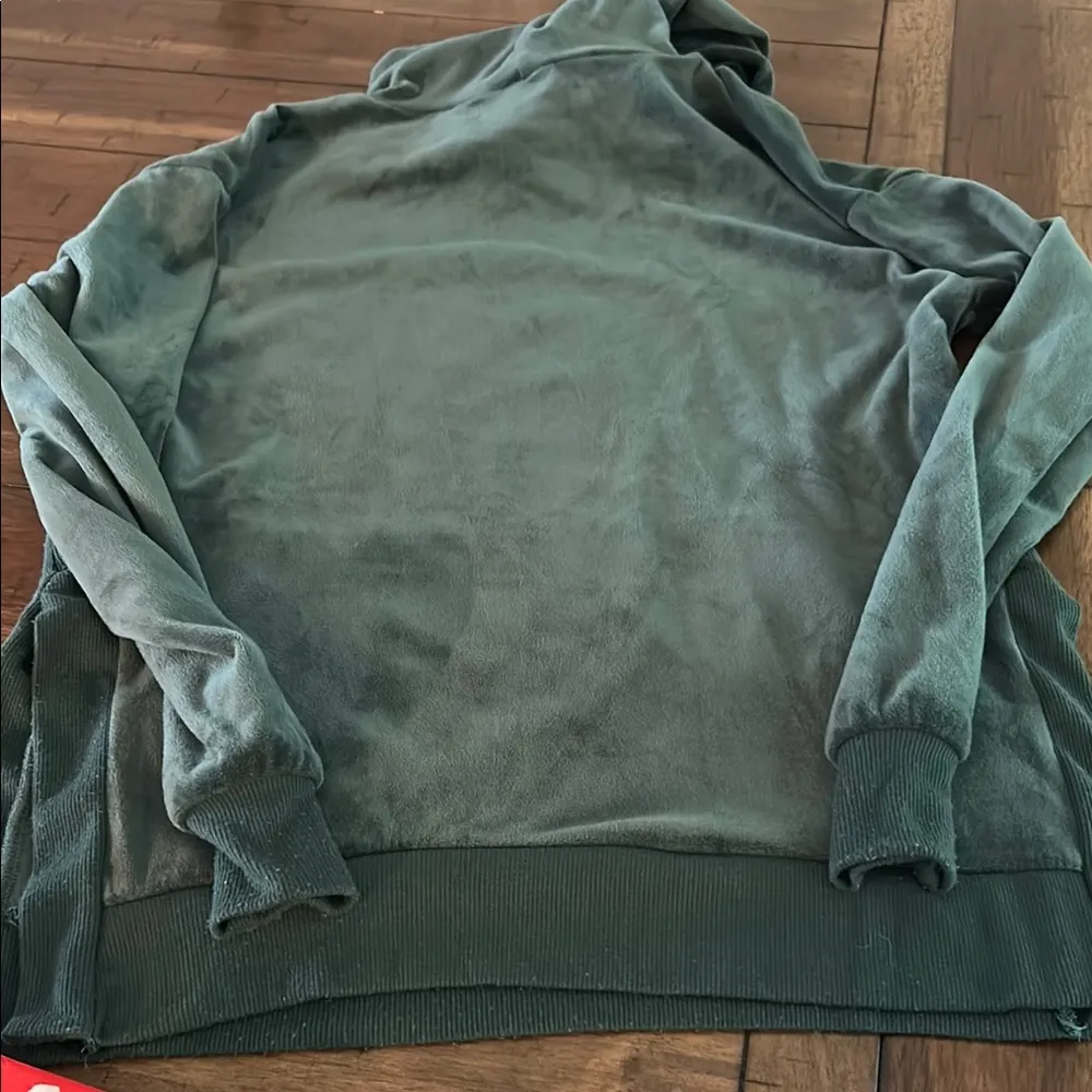 Better Together Woman’s Velvet Hoodie in Green extra small GUC Gray Size XS - Image 6