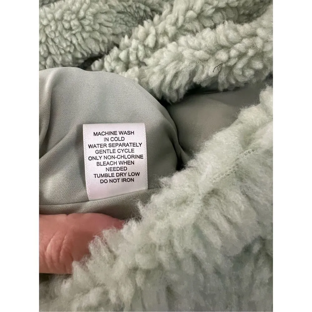 PacSun NWT Mint Green Sage Sherpa zip Jacket - Women's M/L - Image 4