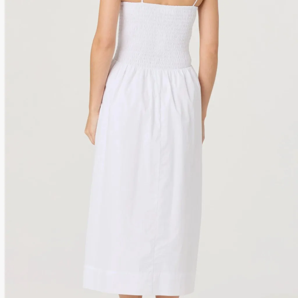 NWT ASTR the Label Drop Waist Smocked Midi Dress Medium, WHITE - Image 4