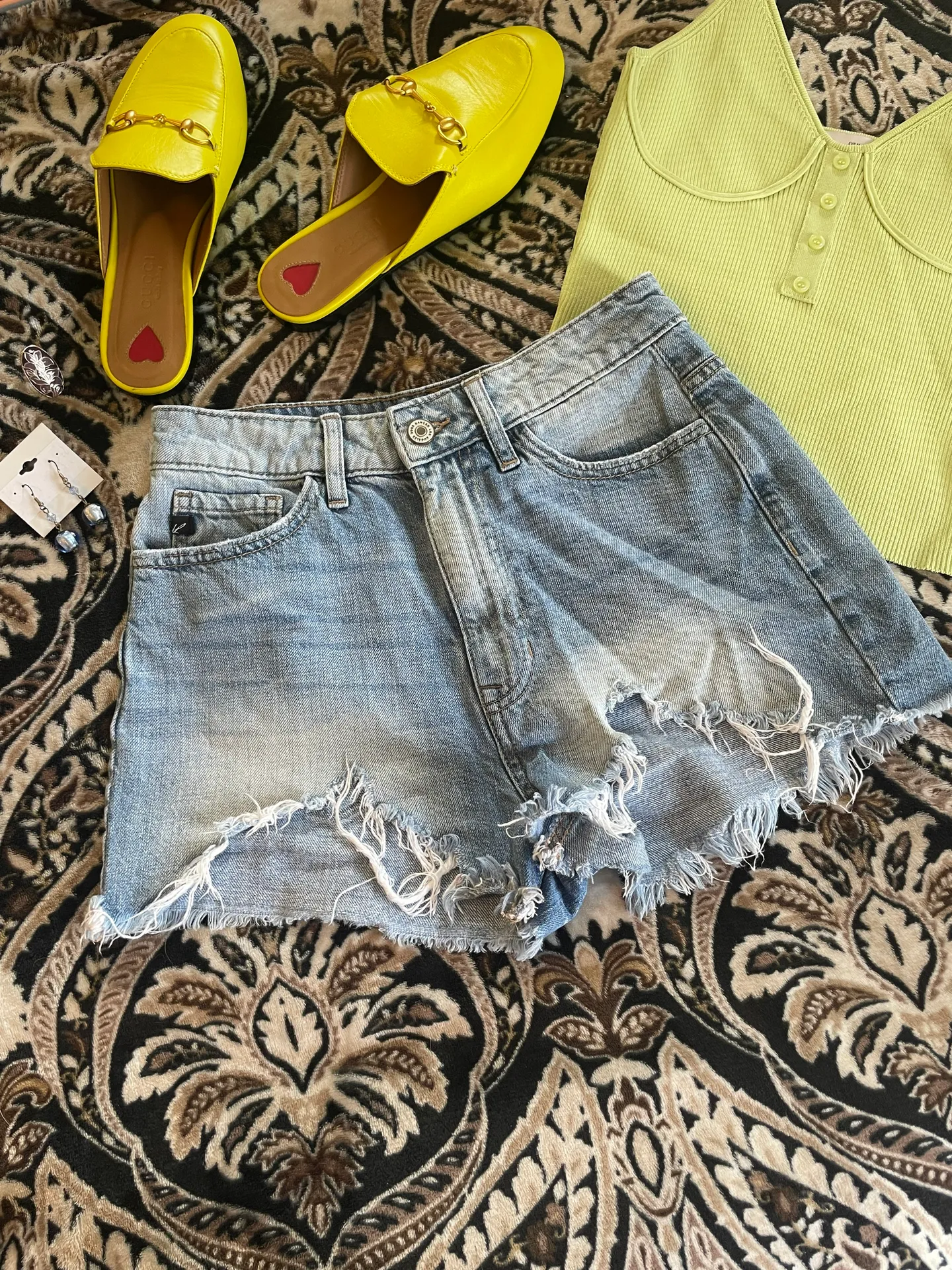 KanCan Ivanna Ultra High Rise Mom Shorts - Image 8