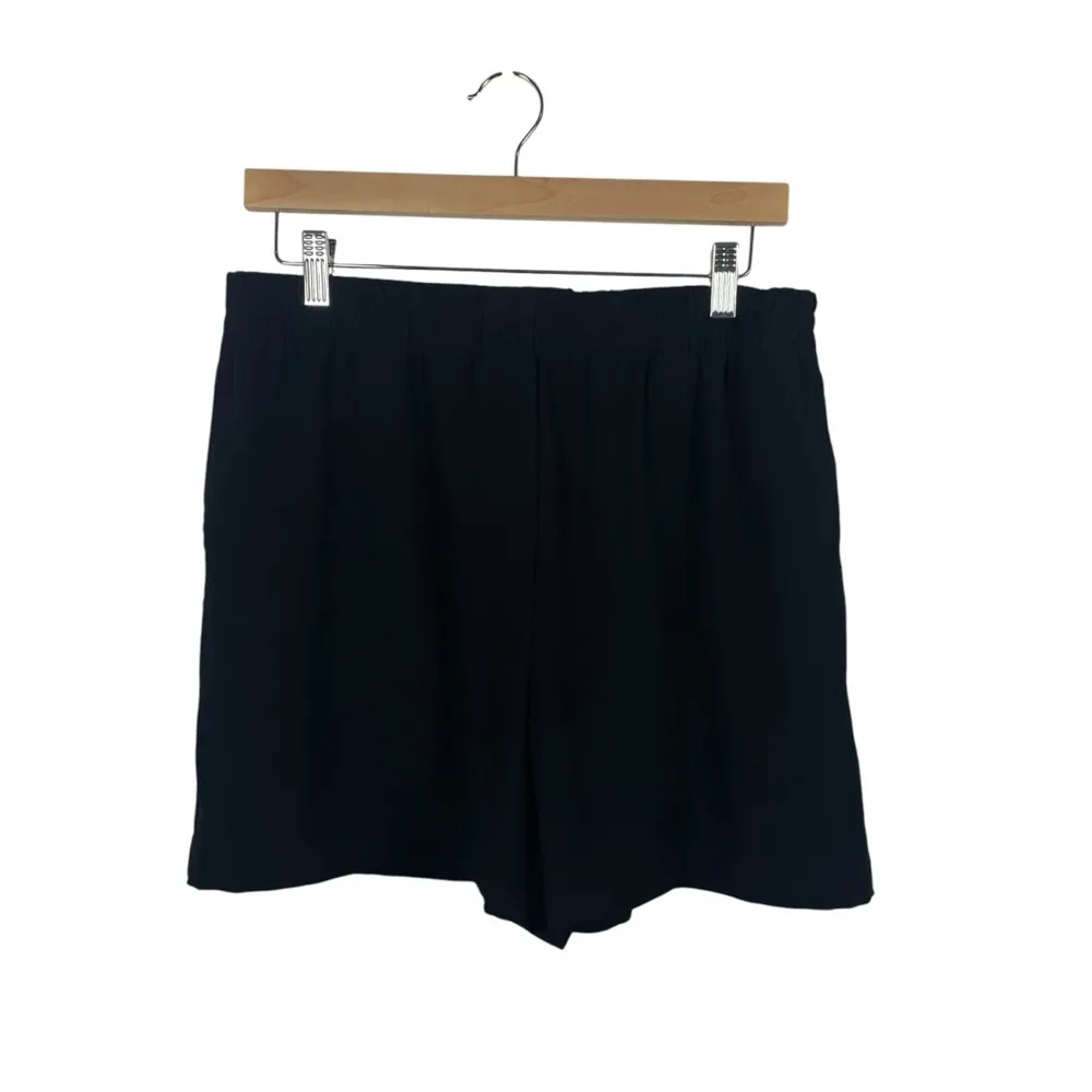 NWOT Babaton by Aritzia Arvin High Rise Crepe Trouser Shorts Black Size L - Image 5