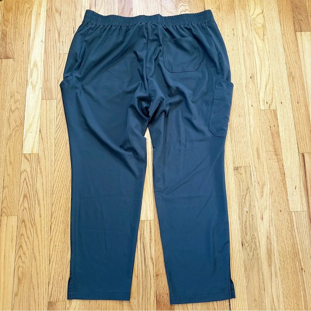 Grey’s Anatomy Cosmo 6-Pocket Mid-Rise Tapered Leg Pant in Steel Sz 3X - Image 9