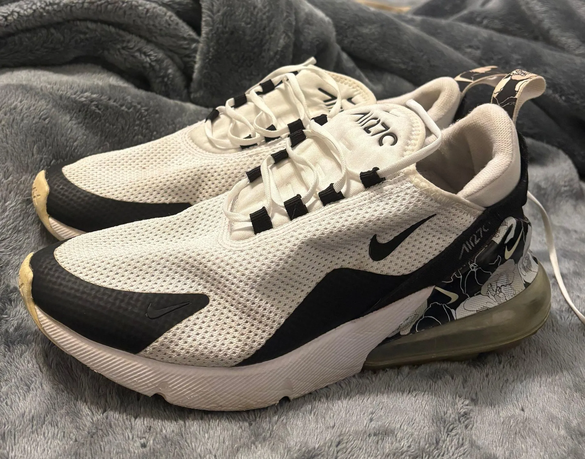 Air Max 270 Blooming - Image 3