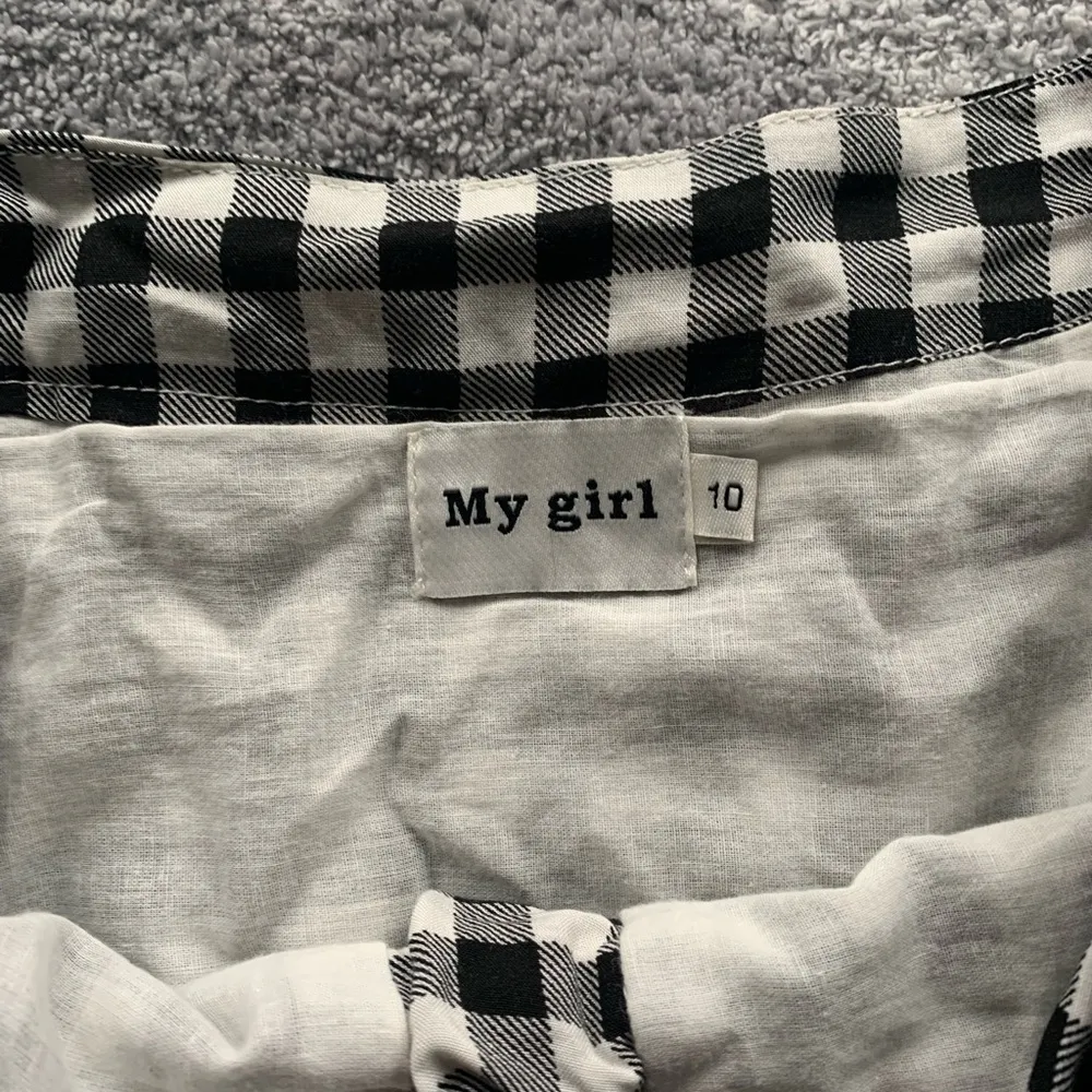 Black and White lace up Checkered Skirt Size 10 - Image 2