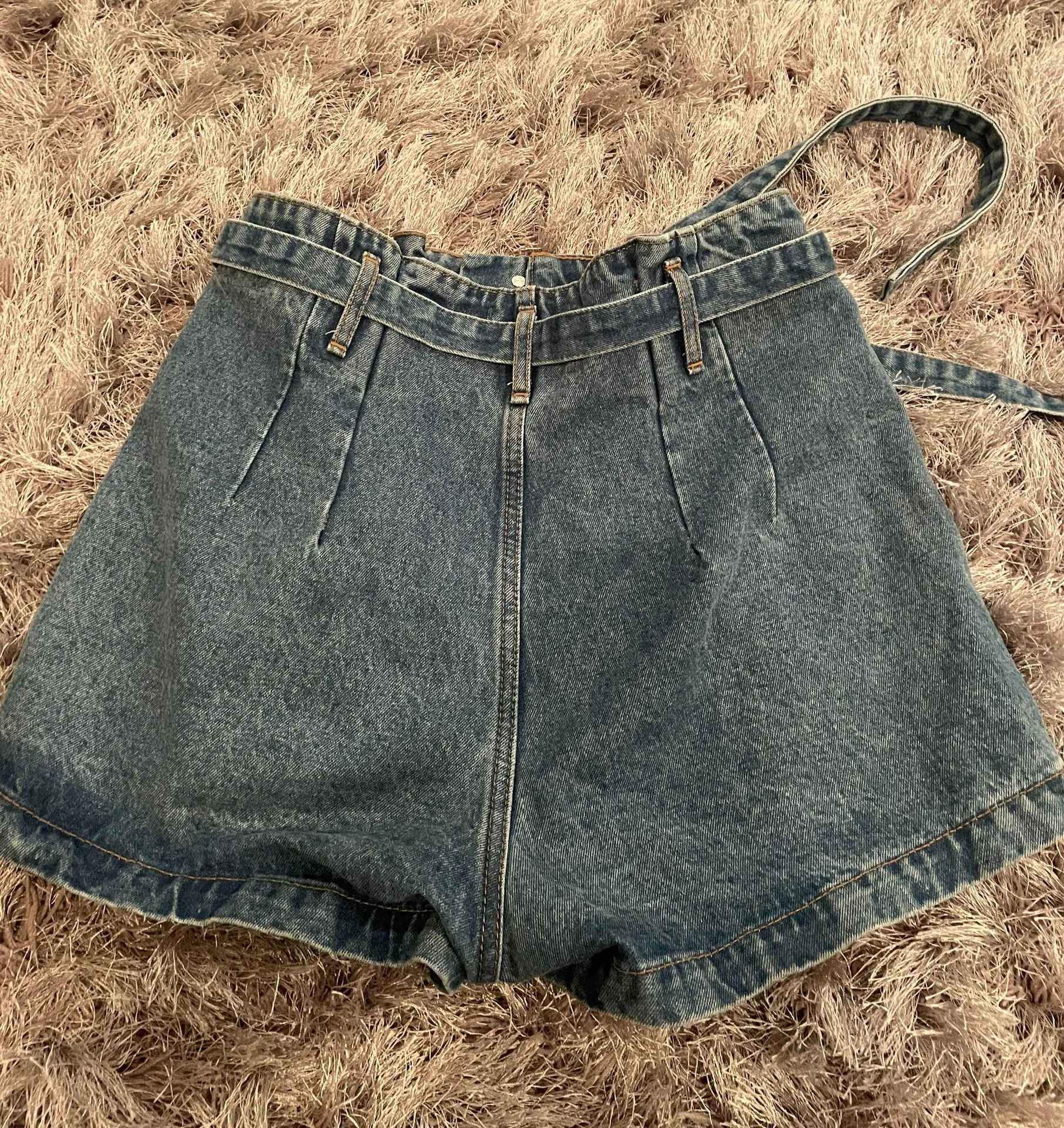 Paper Bag Waist Shorts - Image 3