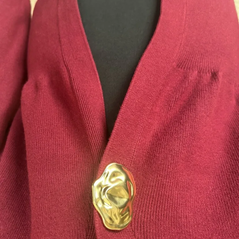 NWOT Commense Knitted Long Lantern Sleeve Single Golden Button Plain Cardigan L Red Size L - Image 6